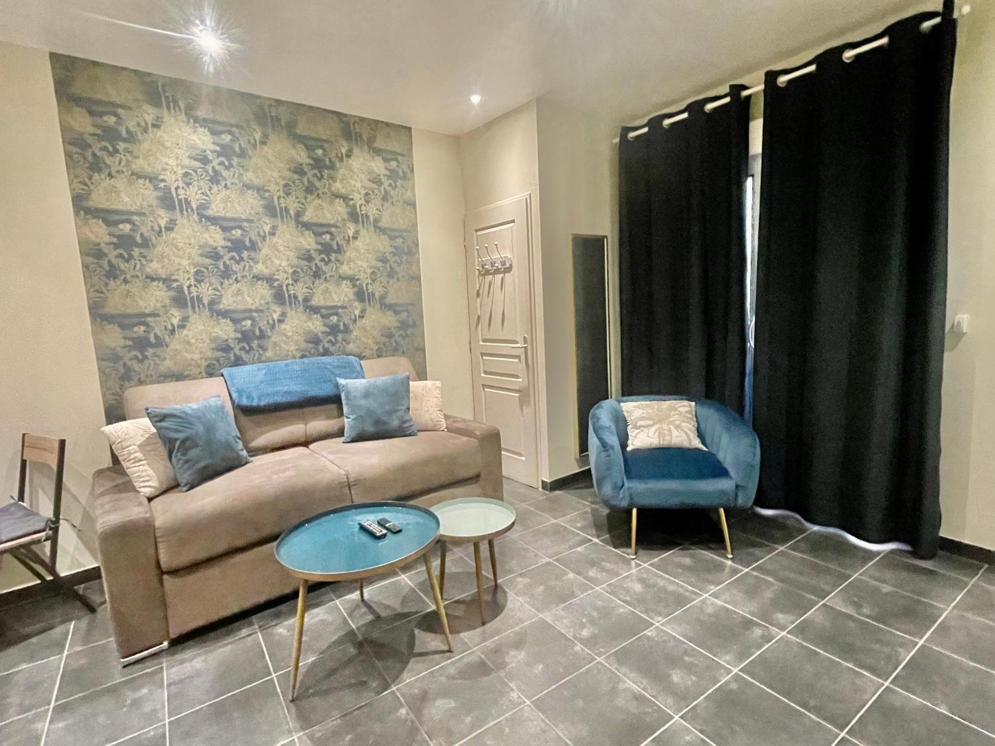 Studi'O Luberon Apartment Кавайон Екстериор снимка