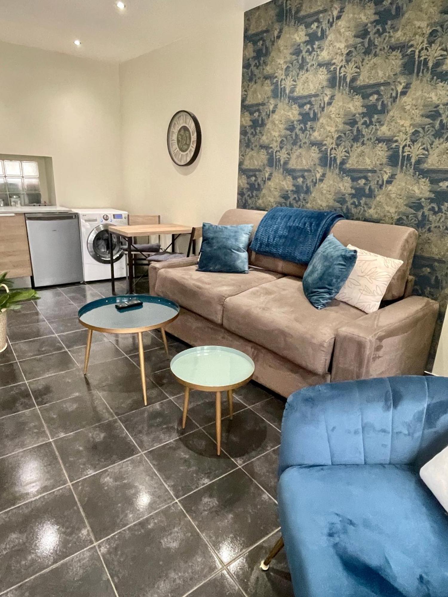 Studi'O Luberon Apartment Кавайон Екстериор снимка